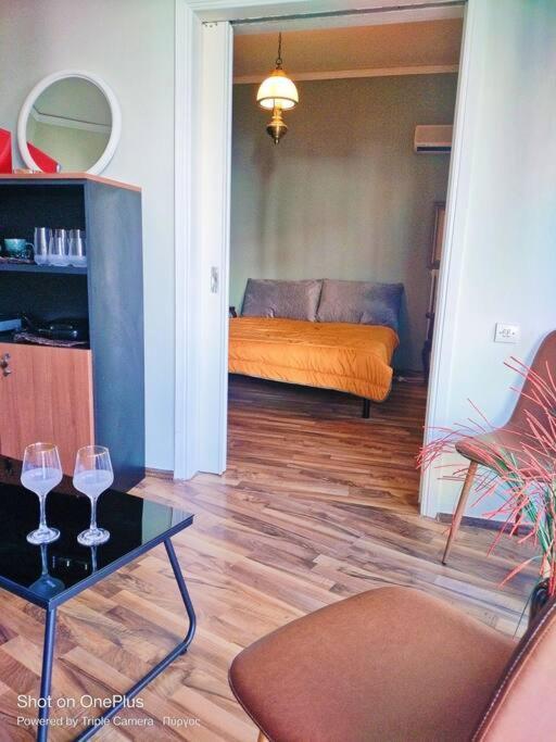 Central Sophisticated Studio Pyrgos Near Olympia ภายนอก รูปภาพ